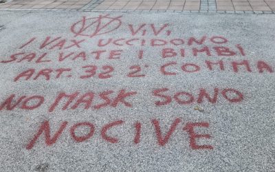 Valbonesi su scritte ‘no vax’ davanti alle scuole